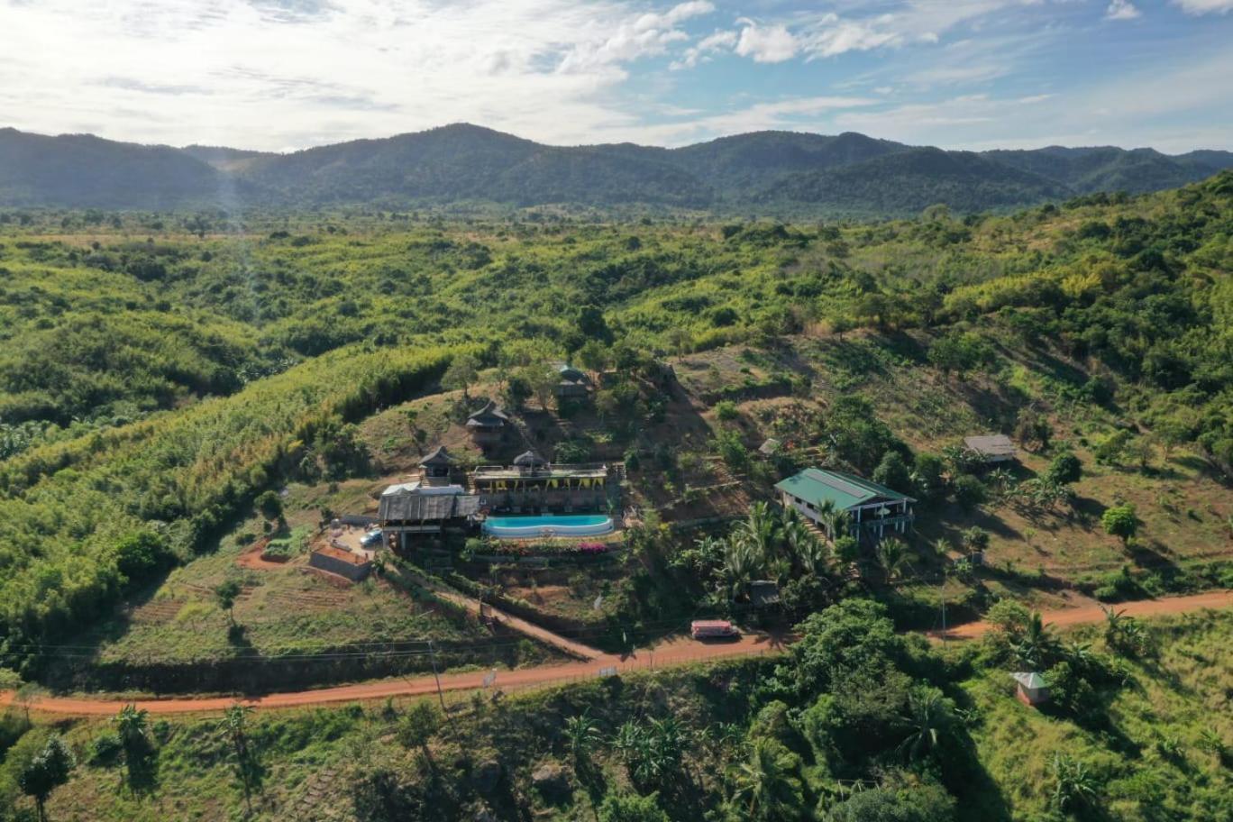 Miley Lodging Restobar New Busuanga المظهر الخارجي الصورة